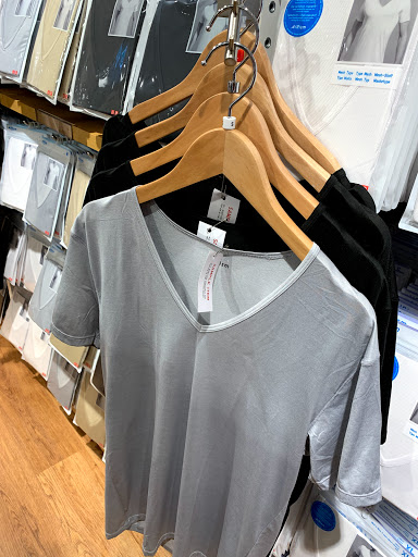 Butikker for at købe hvide sweatshirts til kvinder København