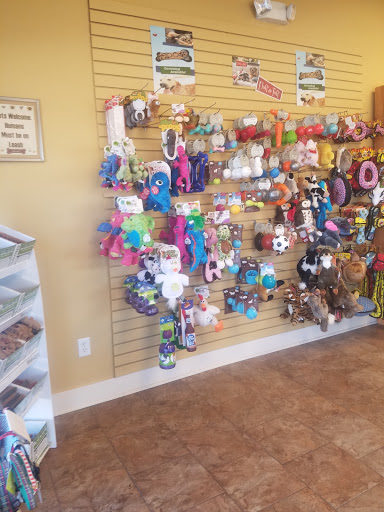 Pet Supply Store «Three Dog Bakery», reviews and photos, 650 S 50th St #100, West Des Moines, IA 50265, USA