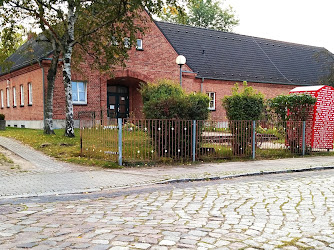Kindertagesstätte "Paradieswiese" (Haus "Knirpsenland")