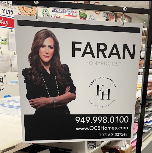FASTSIGNS image