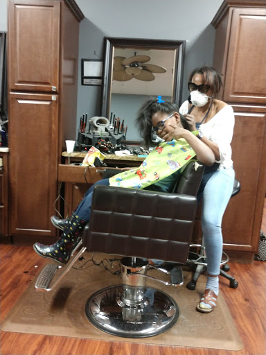 Hair Salon «Hair Creations Salon», reviews and photos, 19100 E 10 Mile Rd, Eastpointe, MI 48021, USA