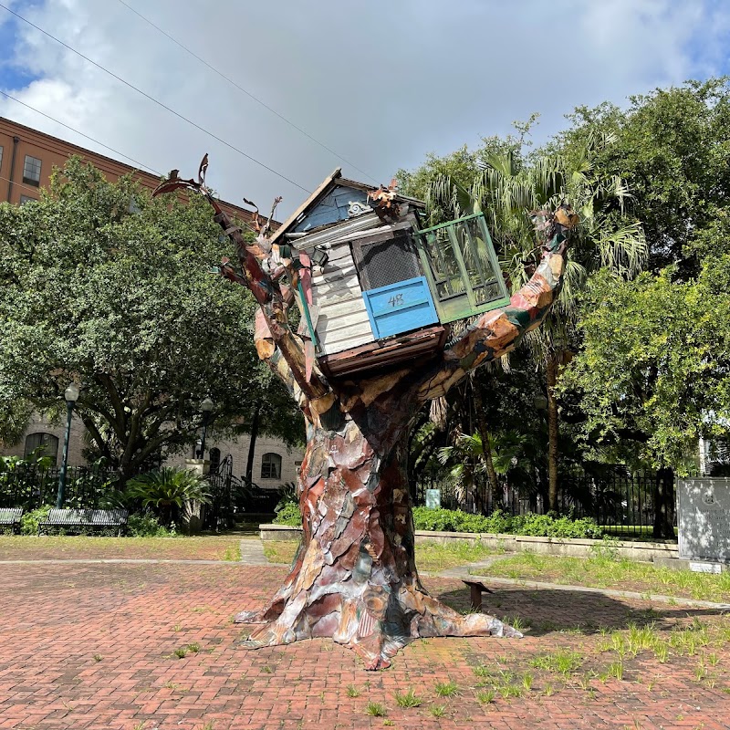 Hurricane Katrina Sculpture - House In A Tree