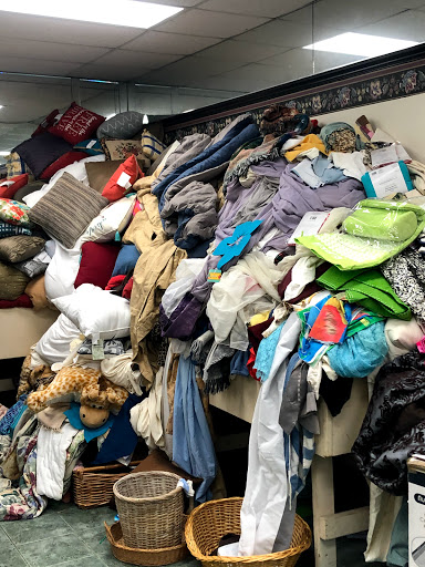 Thrift Store «Odds & Ends Thrift», reviews and photos, 3255 Davie Blvd, Fort Lauderdale, FL 33312, USA