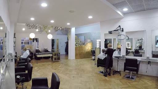 Peluquería Maria Suinaga en Zarautz, Guipúzcoa