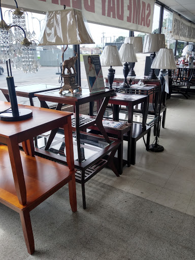 Furniture Store «American Freight Furniture and Mattress», reviews and photos, 2600 Anderson Rd, Greenville, SC 29611, USA