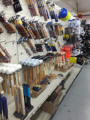 Hardware Store «W.C. Winks Hardware», reviews and photos, 200 SE Stark St, Portland, OR 97214, USA