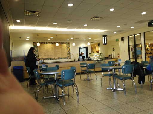 Ford Dealer «Holmes Tuttle Ford Auto Mall Tucson», reviews and photos, 660 W Auto Mall Dr, Tucson, AZ 85705, USA