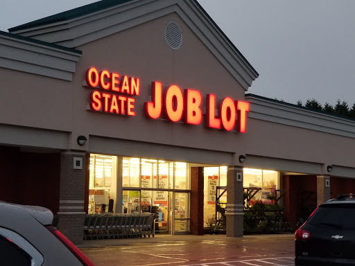 Discount Store «Ocean State Job Lot», reviews and photos, 288 E Main Rd, Middletown, RI 02842, USA