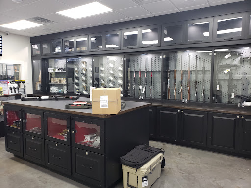 Gun Shop «Modern Outfitters», reviews and photos, 1632 South Irving Boulevard, Dallas, TX 75207, USA