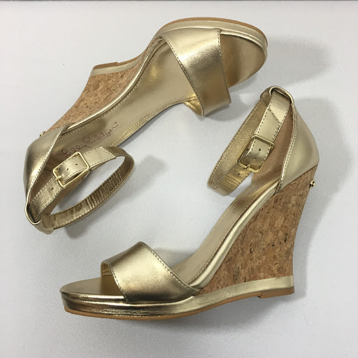 Consignment Shop «Mish Mash Consignment Boutique», reviews and photos, 1337 E Market St, York, PA 17403, USA