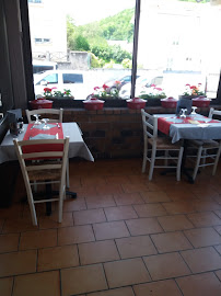 Atmosphère du Restaurant L'Entre Deux à Pompey - n°3