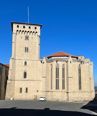 hôtel restaurant l'echo et l'abbaye à La Chaise-Dieu