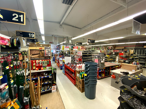 Hardware Store «Magnolia Ace Hardware», reviews and photos, 2420 32nd Ave W, Seattle, WA 98199, USA