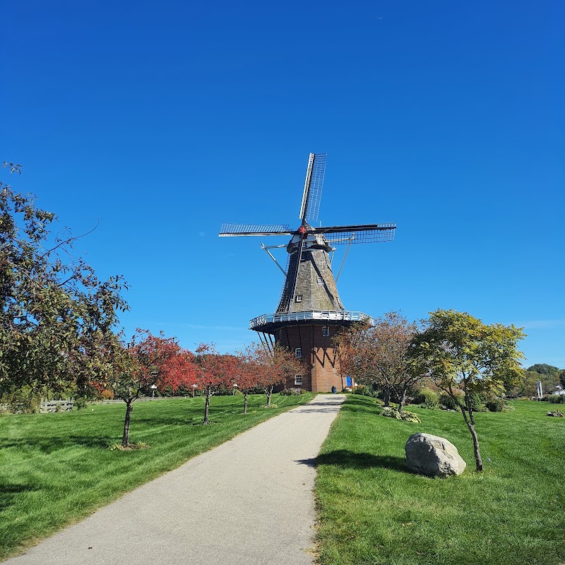 Windmill Island Gardens