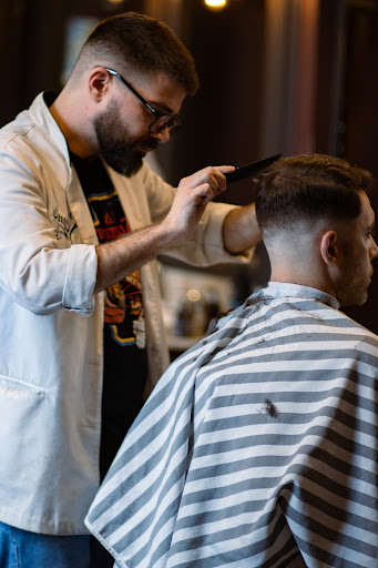 Sam's Barbers (Dame Ct) in Dublin 2, Co. Dublin