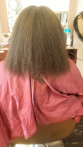 Beauty Salon «Studio 78 Unisex Hair Salon and Beauty Suites», reviews and photos, 1780 S Nova Rd #10&11, South Daytona, FL 32119, USA