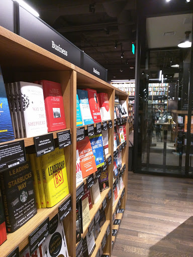 Book Store «Amazon Books», reviews and photos, 4601 26th Ave NE, Seattle, WA 98105, USA