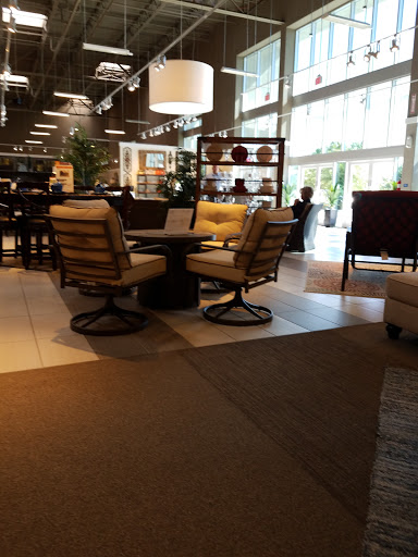 Furniture Store «Ashley HomeStore», reviews and photos, 3667 N Freeway Blvd, Sacramento, CA 95834, USA