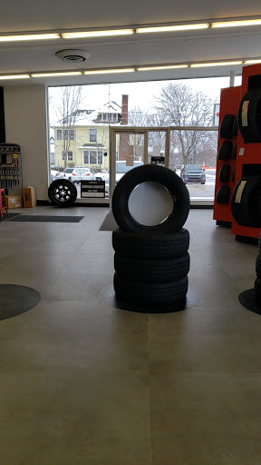 Tire Shop «Firestone Complete Auto Care», reviews and photos, 249 N 10th St, Noblesville, IN 46060, USA