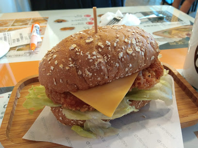 Q Burger 树林育英店