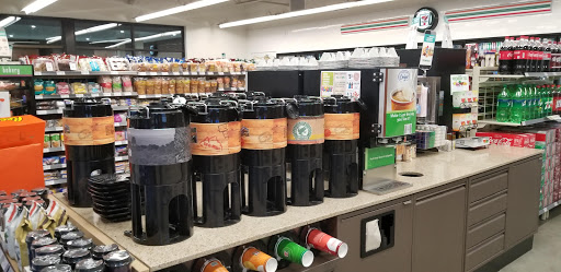 Convenience Store «7-Eleven», reviews and photos, 1545 W Hebron Pkwy, Carrollton, TX 75010, USA