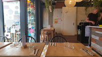 Atmosphère du Restaurant biologique YUMAN bar et restaurant à Paris - n°12