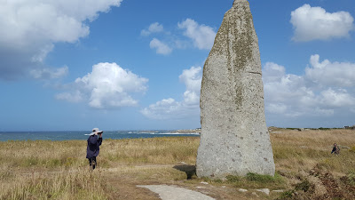 Menhir de Cam-louis à Plouescat