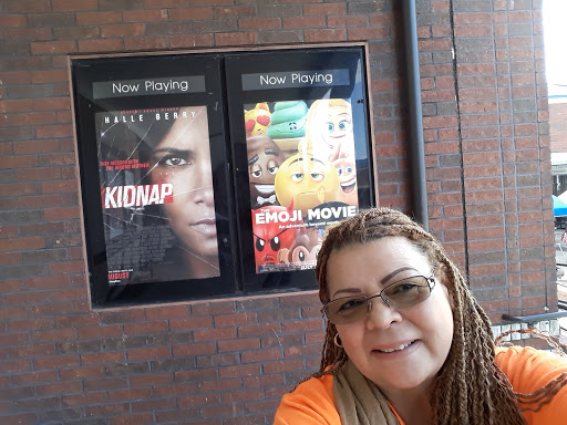 Movie Theater «Regal Cinemas Largo Mall 8», reviews and photos, 10500 Ulmerton Road East, Largo, FL 33771, USA