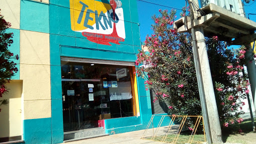 Sitios para comprar pintura barata en Mendoza