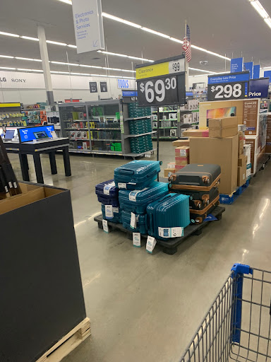 Department Store «Walmart Supercenter», reviews and photos, 440 N Euclid St, Anaheim, CA 92801, USA