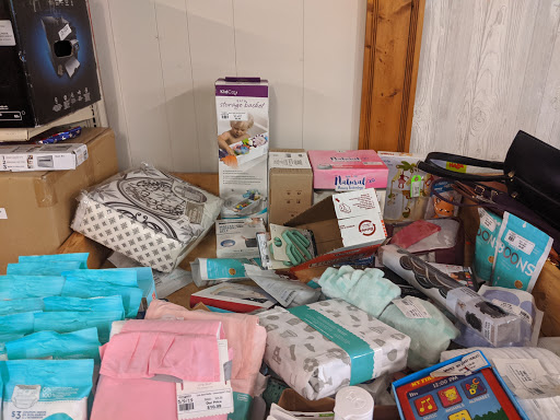 Warehouse store «Crazy Apes Discount Warehouse», reviews and photos, 2109 US-8, St Croix Falls, WI 54024, USA