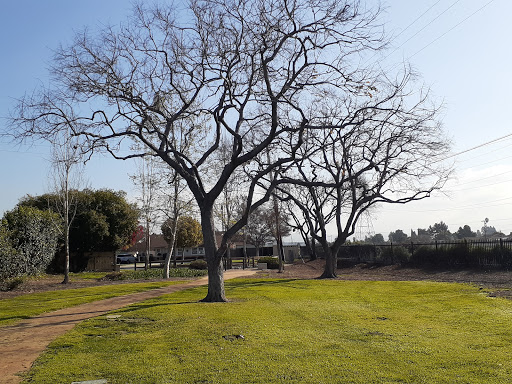 Park «Treasure Island Park», reviews and photos, 9300 S Bluff Rd, Downey, CA 90240, USA