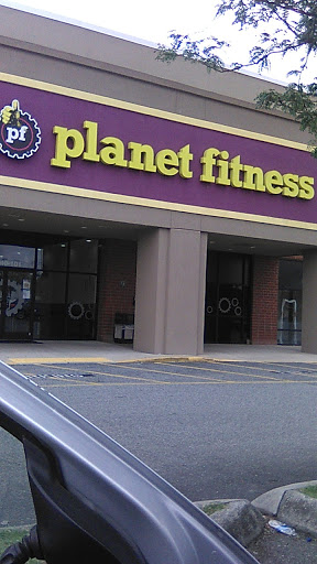 Gym «Planet Fitness», reviews and photos, 4640 W Market St #101, Greensboro, NC 27407, USA