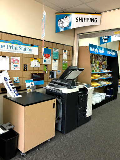 Shipping and Mailing Service «The UPS Store», reviews and photos, 2312 Far Hills Ave, Dayton, OH 45419, USA