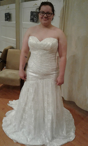 Bridal Shop «Regiss Bridal & Prom - Glasgow», reviews and photos, 114 Ensminger Dr, Glasgow, KY 42141, USA