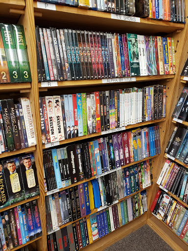 Book Store «Half Price Books», reviews and photos, 3185 Princeton Rd, Hamilton, OH 45011, USA