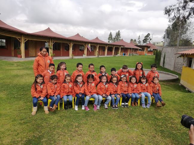 Escuela De Educación Básica Tierra Mía - Latacunga