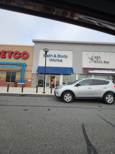 Pet Supply Store «Petco Animal Supplies», reviews and photos, 2765 Papermill Rd G-1, Reading, PA 19610, USA