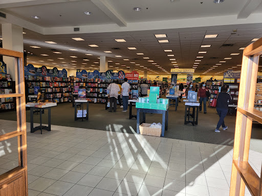 Book Store «Barnes & Noble», reviews and photos, 1923 W Malvern Ave, Fullerton, CA 92833, USA