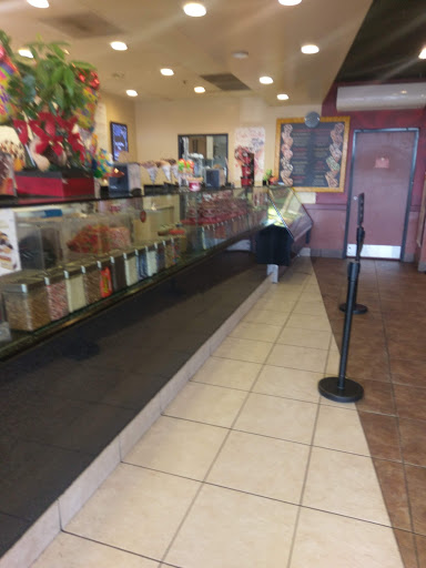 Shopping Mall «Downey Landing», reviews and photos, Lakewood Blvd & Stewart and Gray Rd, Downey, CA 90242, USA