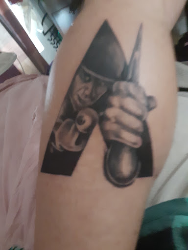 Tattoo Shop «Flesh Tones Body Art», reviews and photos, 41 W Ferguson Ave, Wood River, IL 62095, USA