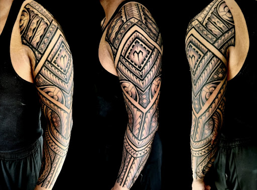Explore arizona flag tattoo ideas, creative tattoo ideas in Honolulu, available at Aloha Tattoo Waikiki Hilton Hawaiian Village Rainbow Bazaar
