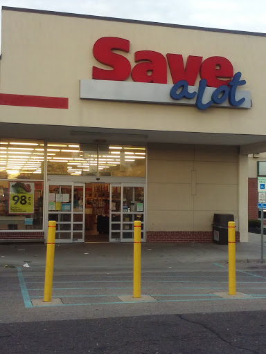 Save-A-Lot, 700 N 2nd St, Millville, NJ 08332, USA, 