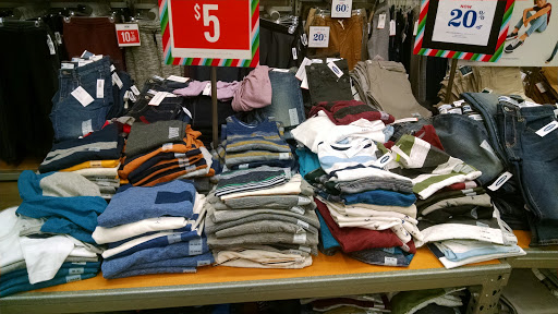 Clothing Store «Old Navy», reviews and photos, 1260 Carl D. Silver Parkway, Fredericksburg, VA 22401, USA