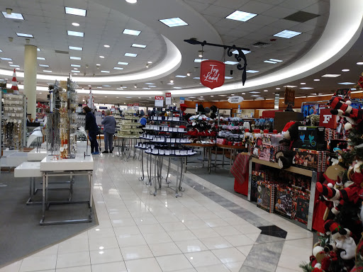Department Store «Belk», reviews and photos, 15226 Crossroads Pkwy, Gulfport, MS 39503, USA