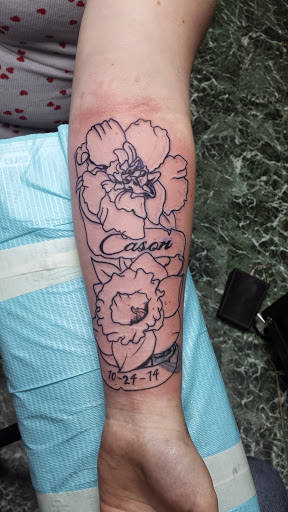 Explore foot tattoos ideas, creative tattoo ideas in Beverly Hills, available at R-N-R Custom Tattoos