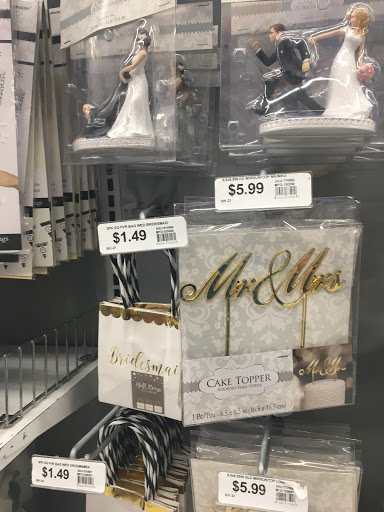 Party Store «Party City», reviews and photos