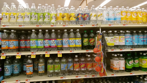 Shopping Mall «Bala Cynwyd Shopping Center», reviews and photos, 59 E City Ave, Bala Cynwyd, PA 19004, USA