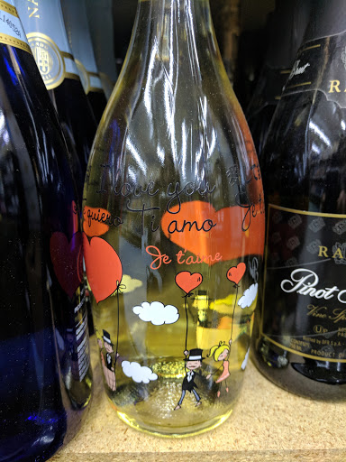 Liquor Store «Parmar Wine & Liquors», reviews and photos, 259 Main St, Islip, NY 11751, USA