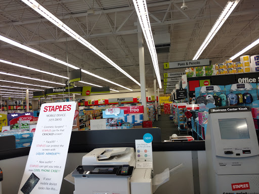 Office Supply Store «Staples», reviews and photos, 963 Norland Ave, Chambersburg, PA 17201, USA